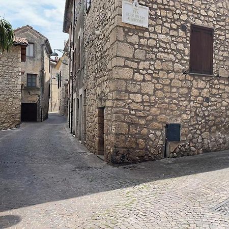 Apartamento VicoVacanze Acero Vico nel Lazio Exterior foto